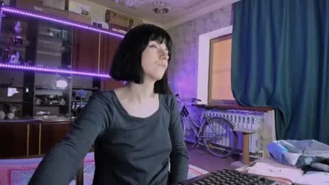 Ella online show from June 20, 2026, 6:49 am