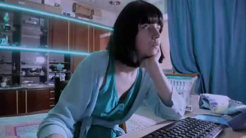 Ella online show from July 10, 2026, 6:28 am