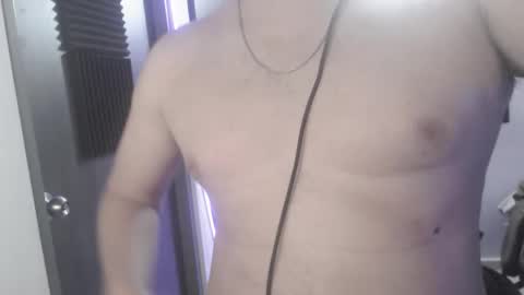 Snapshot of pablo6gomez91994 chatting on October 17, 2025, 10:34 pm Marco online show from October 17, 2025, 10:34 pm