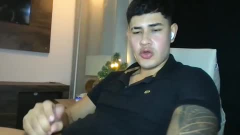 Snapshot of pablo_boston chatting on December 4, 2024, 4:43 am Javi online show from December 4, 2024, 4:43 am