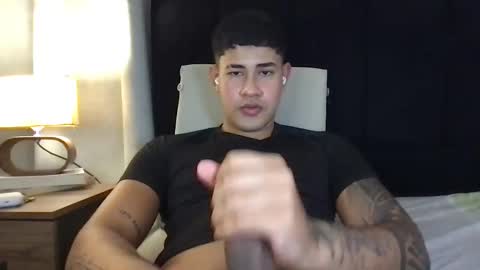 Snapshot of pablo_boston chatting on January 5, 2025, 5:51 am Javi online show from January 5, 2025, 5:51 am