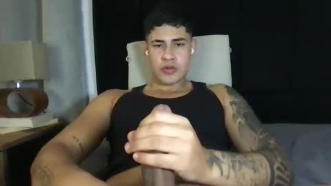 Snapshot of pablo_boston chatting on January 9, 2025, 4:41 am Javi online show from January 9, 2025, 4:41 am