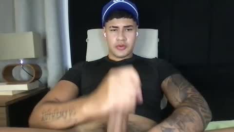 Snapshot of pablo_boston chatting on January 25, 2025, 3:40 am Javi online show from January 25, 2025, 3:40 am