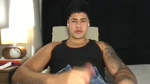 Snapshot of pablo_boston chatting on March 9, 2025, 7:23 am Javi online show from March 9, 2025, 7:23 am