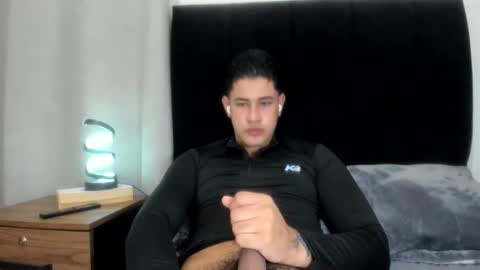 Snapshot of pablo_boston chatting on April 28, 2026, 4:39 am Javi online show from April 28, 2026, 4:39 am