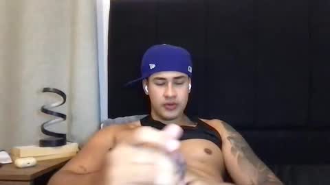 Snapshot of pablo_boston chatting on June 8, 2026, 12:58 am Javi online show from June 8, 2026, 12:58 am