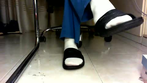 Snapshot of pablomenesssl chatting on December 25, 2024, 8:07 pm Pablo Meness online show from December 25, 2024, 8:07 pm