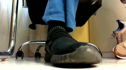 Snapshot of pablomenesssl chatting on December 30, 2024, 8:32 am Pablo Meness online show from December 30, 2024, 8:32 am