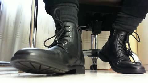 Snapshot of pablomenesssl chatting on January 26, 2025, 9:51 am Pablo Meness online show from January 26, 2025, 9:51 am