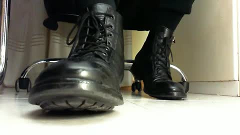 Snapshot of pablomenesssl chatting on February 22, 2025, 6:08 pm Pablo Meness online show from February 22, 2025, 6:08 pm