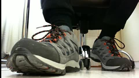 Snapshot of pablomenesssl chatting on March 8, 2025, 12:20 pm Pablo Meness online show from March 8, 2025, 12:20 pm