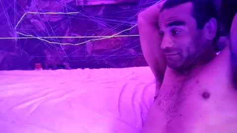 pablouyu online show from February 17, 2025, 2:48 pm