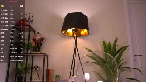 Snapshot of pafosstar chatting on May 13, 2026, 3:42 pm Kimlovense is activeThere are legends that in this room all your wishes can come true Private is Open online show from May 13, 2026, 3:42 pm