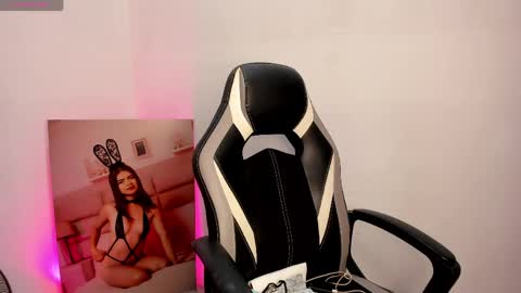 Snapshot of paigejayden chatting on May 7, 2026, 3:12 am Paige online show from May 7, 2026, 3:12 am