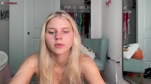 PaigePawg online show from June 3, 2026, 2:08 pm