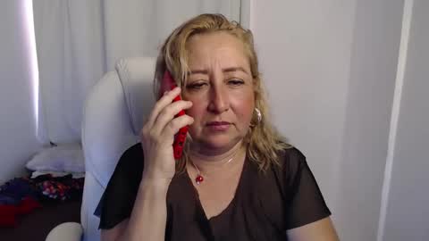 paiper online show from October 17, 2025, 5:15 pm