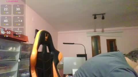 Snapshot of palaustudio chatting on March 6, 2025, 6:37 pm Merce online show from March 6, 2025, 6:37 pm