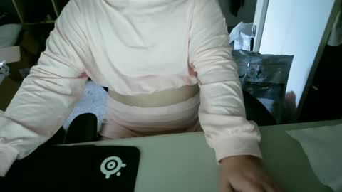 Snapshot of pale_prince67 chatting on July 15, 2026, 3:17 pm pale_prince67 online show from July 15, 2026, 3:17 pm