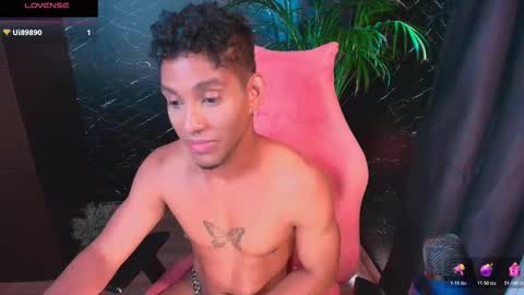 Snapshot of palo_santo06 chatting on February 11, 2026, 7:52 pm Palo Santo online show from February 11, 2026, 7:52 pm