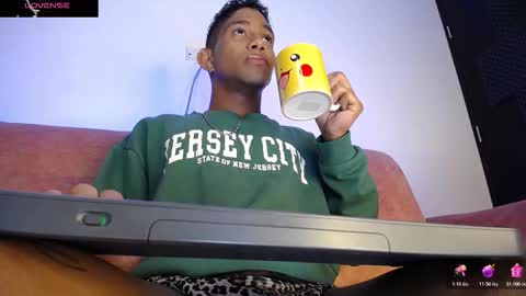 Snapshot of palo_santo06 chatting on March 25, 2026, 7:47 am Palo Santo online show from March 25, 2026, 7:47 am