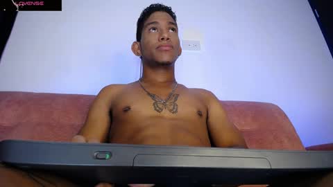 Snapshot of palo_santo06 chatting on April 6, 2026, 7:53 am Palo Santo online show from April 6, 2026, 7:53 am