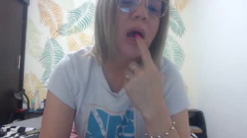 paloma online show from September 17, 2025, 11:39 pm