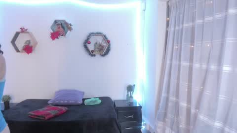 Snapshot of paloma_victory chatting on December 8, 2024, 11:40 pm Paloma online show from December 8, 2024, 11:40 pm