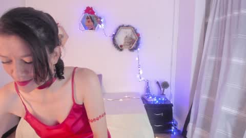 Snapshot of paloma_victory chatting on December 31, 2024, 8:02 pm Paloma online show from December 31, 2024, 8:02 pm