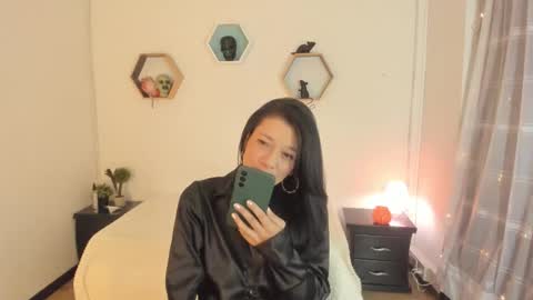 Snapshot of paloma_victory chatting on October 20, 2025, 8:31 pm Paloma online show from October 20, 2025, 8:31 pm