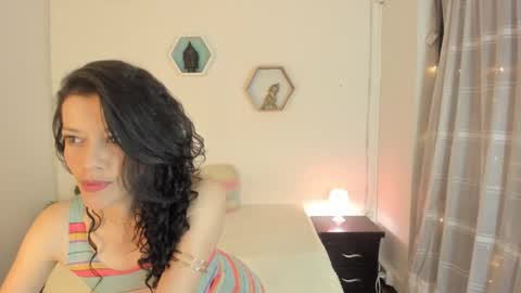 Snapshot of paloma_victory chatting on November 15, 2025, 9:43 pm Paloma online show from November 15, 2025, 9:43 pm