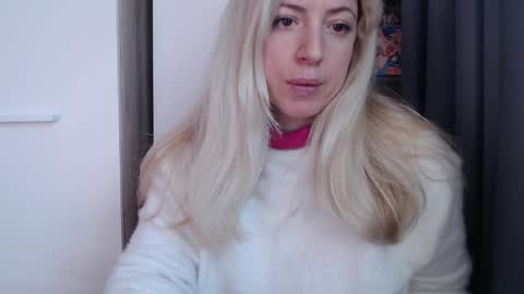 BABE online show from December 15, 2025, 8:18 am