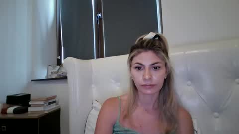 Pamela051087 online show from June 11, 2026, 2:59 pm