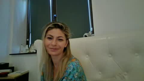Pamela051087 online show from June 16, 2026, 4:31 pm
