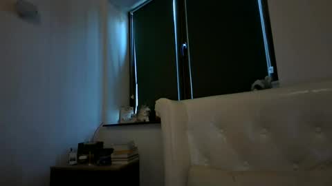 Pamela051087 online show from June 18, 2026, 1:59 pm