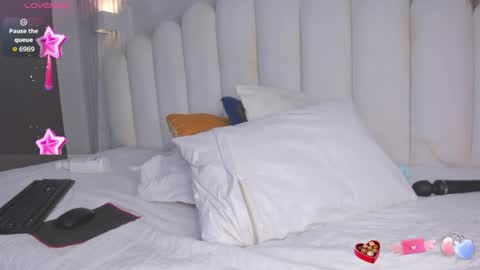 pamela online show from March 30, 2026, 10:00 pm