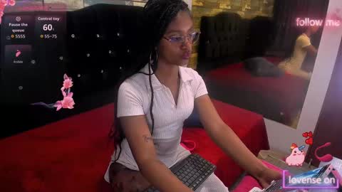 Snapshot of pamela_courson01 chatting on October 3, 2025, 1:41 pm Pamela online show from October 3, 2025, 1:41 pm