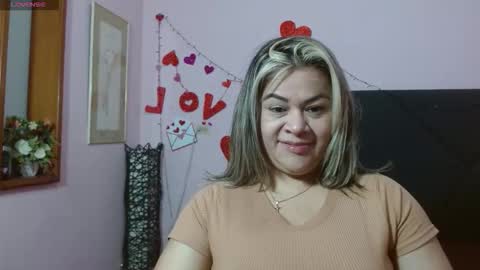 pamela_echeverria online show from June 6, 2026, 11:48 am