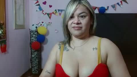 pamela_echeverria online show from June 23, 2026, 11:19 am