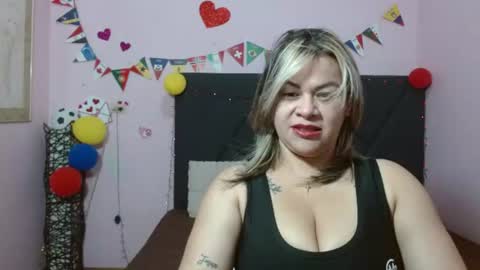 pamela_echeverria online show from June 26, 2026, 11:14 am