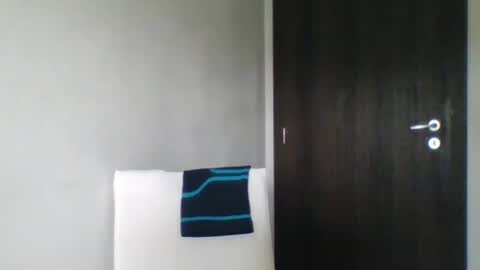 Snapshot of pamela_issy chatting on June 7, 2026, 6:06 am PAMEL ISSY online show from June 7, 2026, 6:06 am
