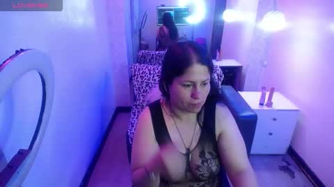 Pamela Jones online show from November 15, 2025, 3:04 am