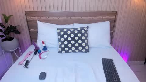 PAMELA online show from December 30, 2024, 2:09 am