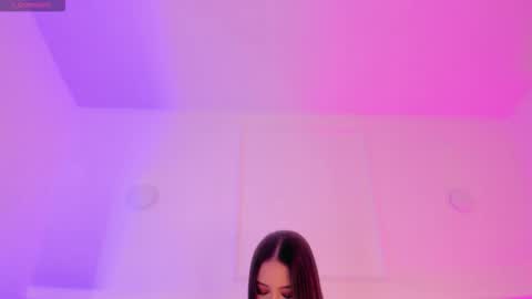 Manuela online show from November 8, 2025, 11:43 am