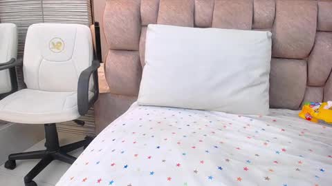 Pamela West online show from February 23, 2025, 11:14 pm