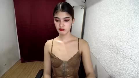 its your little AIRA online show from March 4, 2025, 12:33 pm