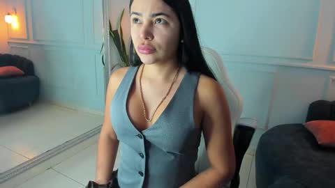 Snapshot of pamplemusa_ chatting on February 9, 2026, 11:36 am pamplemusa_ online show from February 9, 2026, 11:36 am