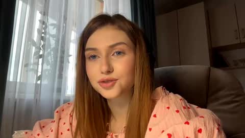 Lia online show from May 28, 2026, 3:09 pm