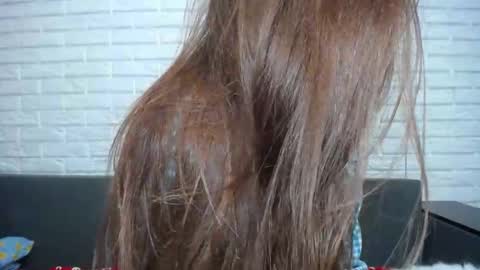 Snapshot of pandora_best chatting on March 1, 2025, 3:49 pm Lolo online show from March 1, 2025, 3:49 pm