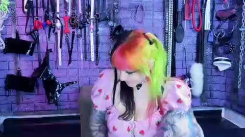 PandoraNez online show from July 28, 2026, 6:07 pm