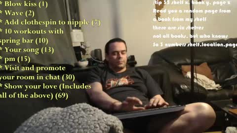 Snapshot of pannenkoekenkeizer chatting on April 7, 2026, 2:23 am Chris online show from April 7, 2026, 2:23 am